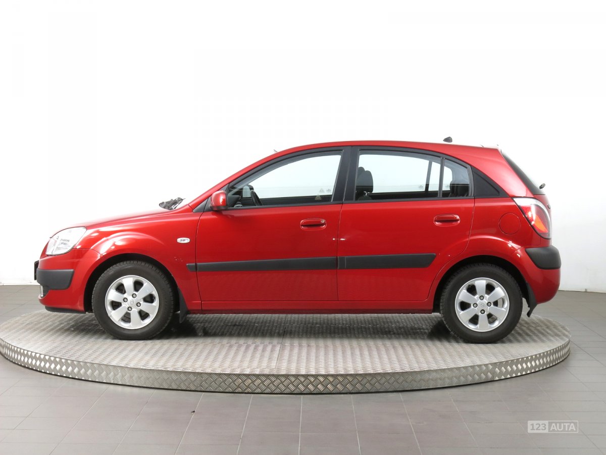 Kia Rio, 2010 - pohled č. 4