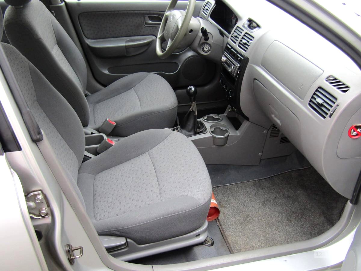 Kia Rio, 2005 - pohled č. 15