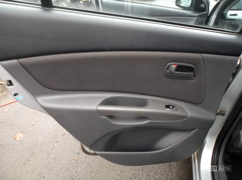 Kia Rio, 2008 - pohled č. 12