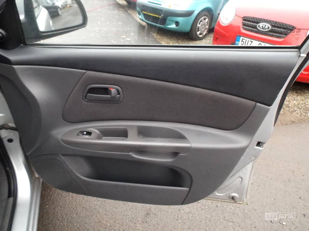 Kia Rio, 2008 - pohled č. 19