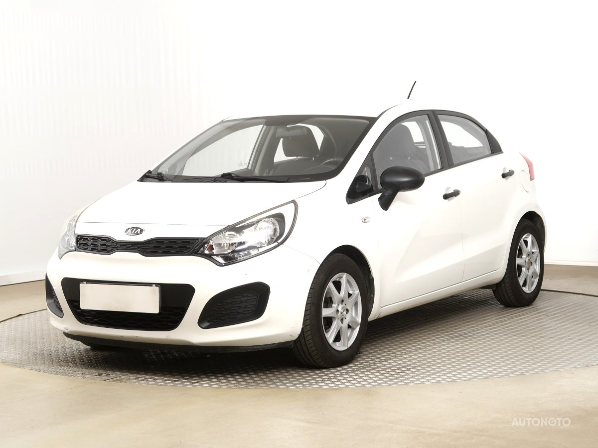 Kia Rio, 2011 - pohled č. 3