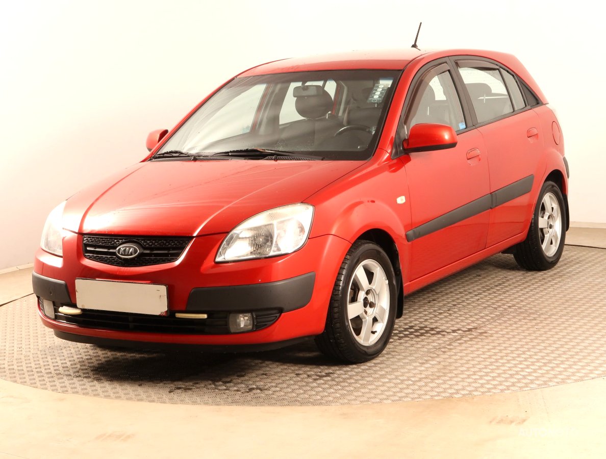 Kia Rio, 2006 - pohled č. 3