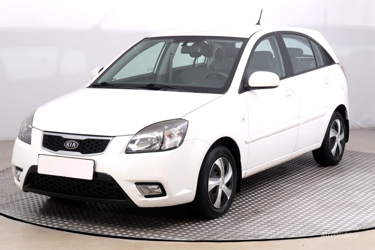 Kia Rio, 2011 - pohled č. 3