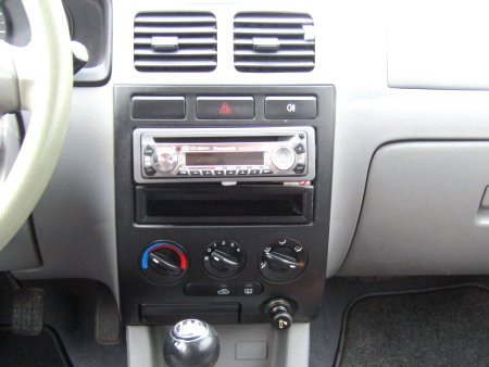 Kia Rio, 2005 - pohled č. 12