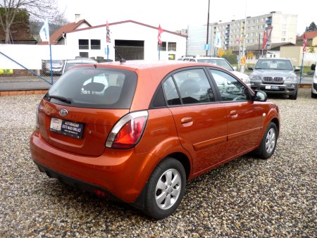 Kia Rio, 2010 - pohled č. 5
