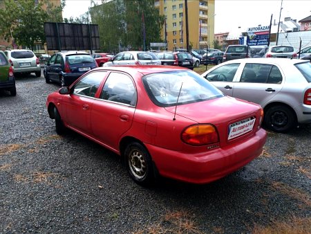 Kia Sephia, 2000 - pohled č. 5