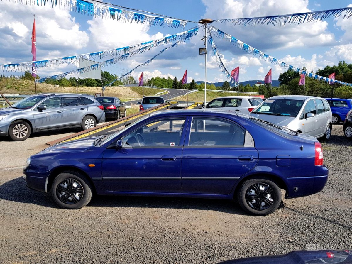 Kia Shuma, 2000 - pohled č. 4