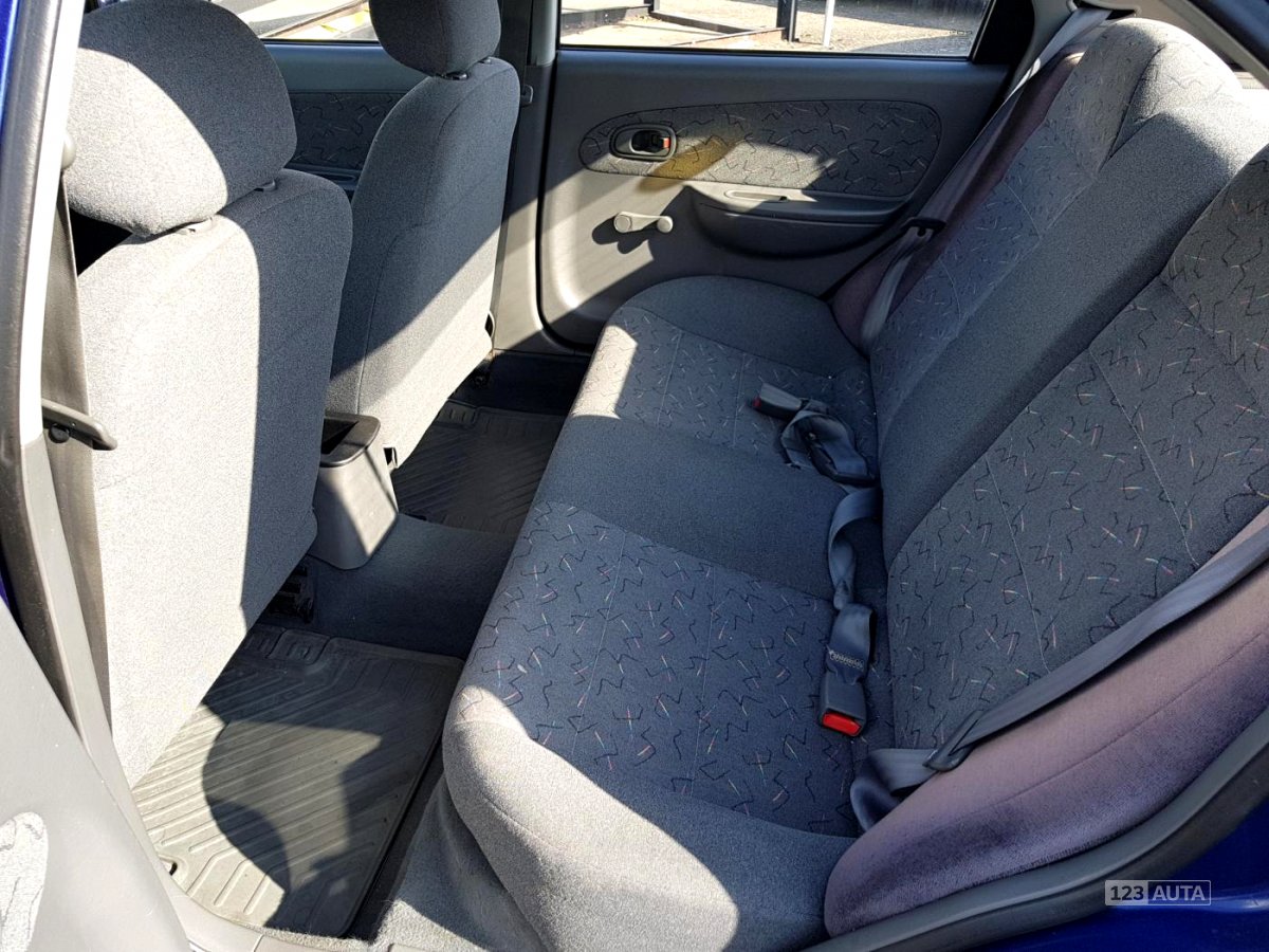 Kia Shuma, 2000 - pohled č. 8