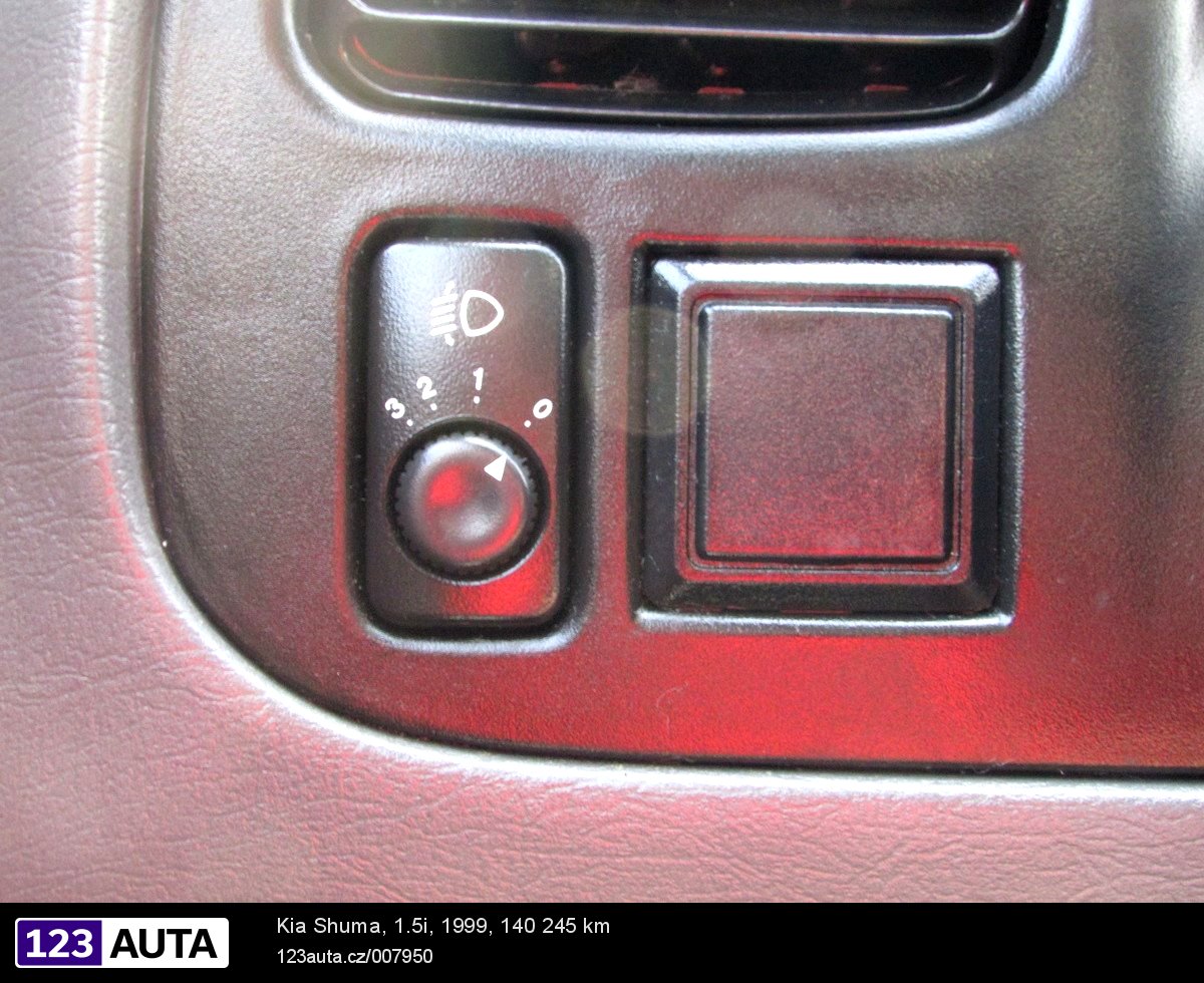 Kia Shuma, 1999 - pohled č. 20