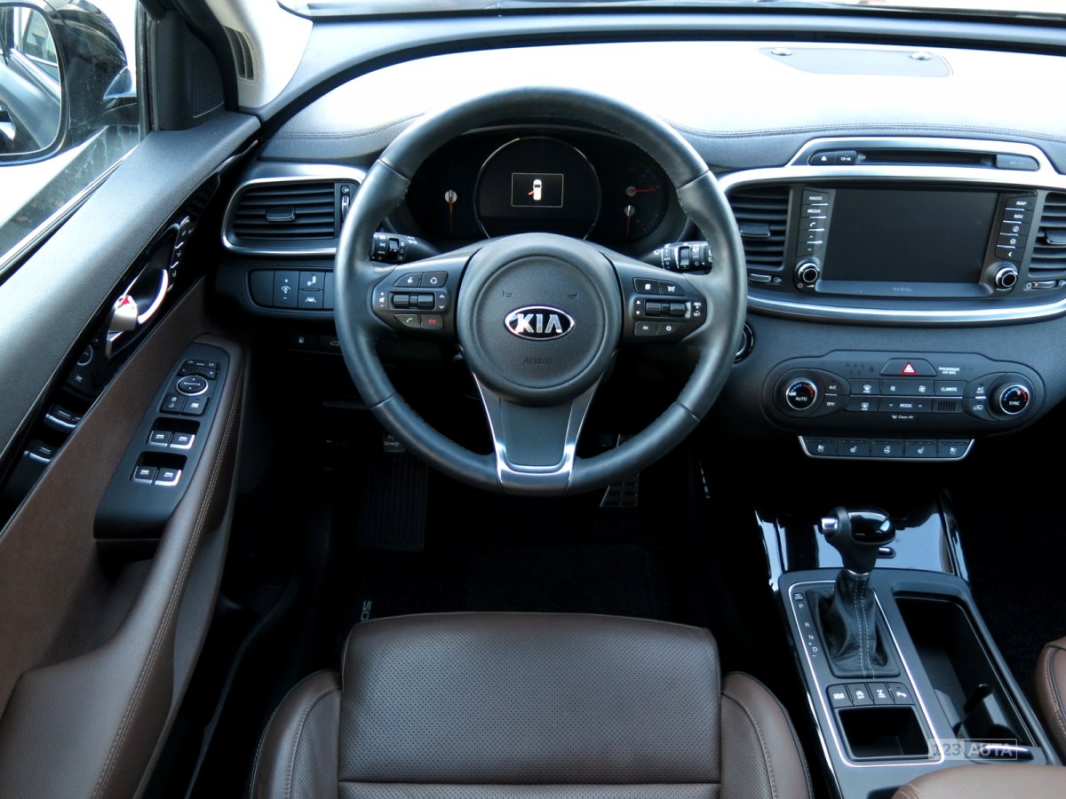 Kia Sorento, 2017 - pohled č. 9