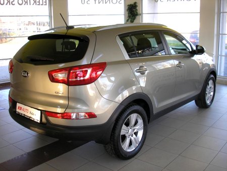 Kia Sportage 4x4, 2014 - pohled č. 2