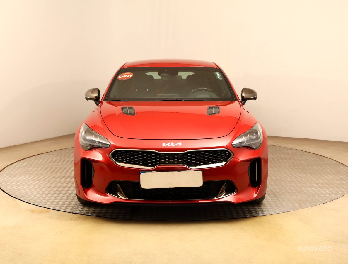 Kia Stinger, 2022 - pohled č. 2
