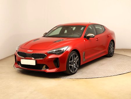 Kia Stinger, 2022 - pohled č. 3