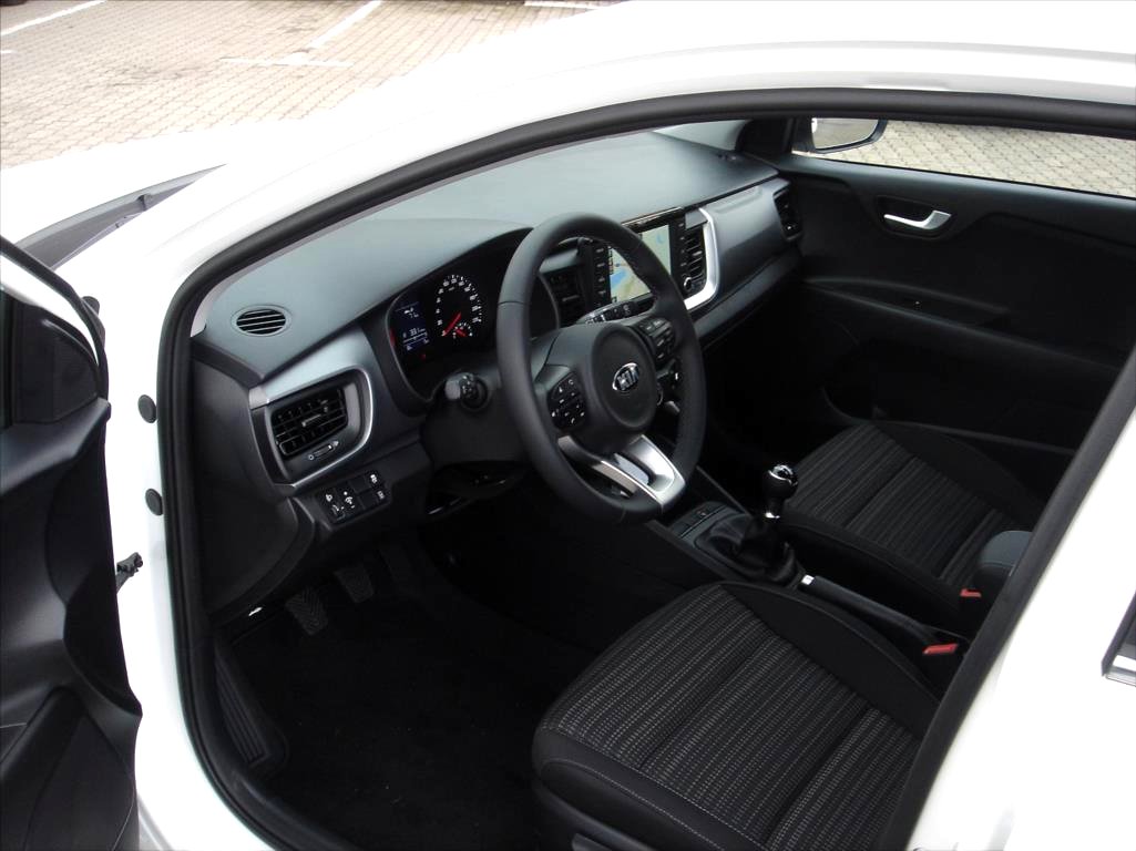 Kia Stonic, 2019 - pohled č. 14