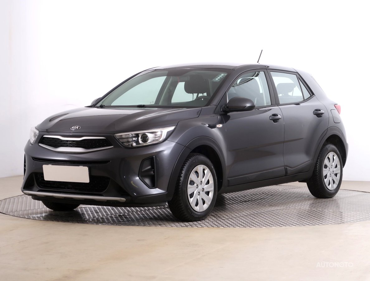 Kia Stonic, 2020 - pohled č. 3