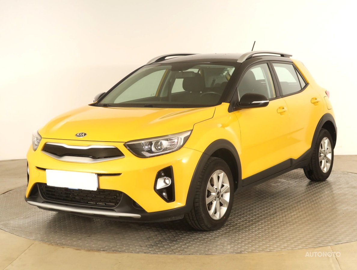 Kia Stonic, 2019 - pohled č. 3