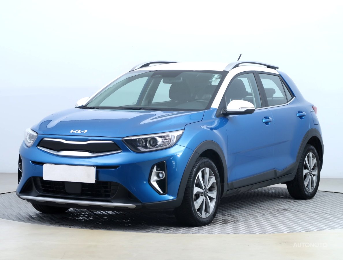 Kia Stonic, 2023 - pohled č. 3