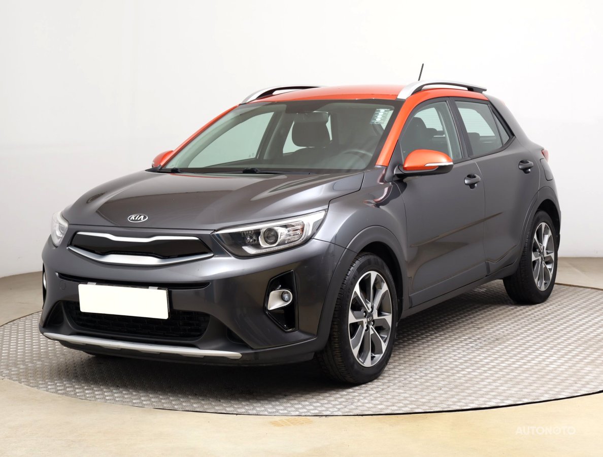 Kia Stonic, 2020 - pohled č. 3