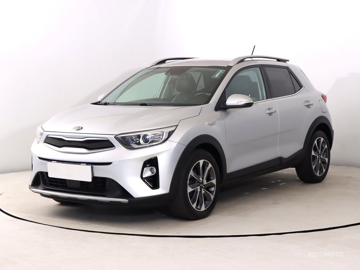 Kia Stonic, 2018 - pohled č. 3
