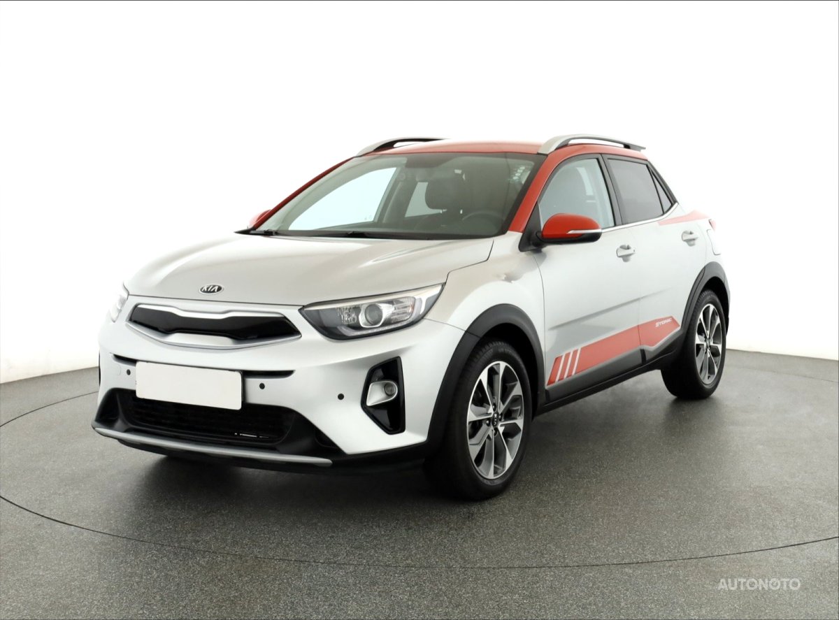 Kia Stonic, 2019 - pohled č. 3