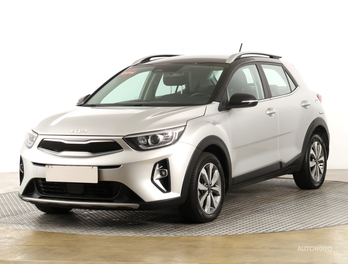 Kia Stonic, 2023 - pohled č. 3