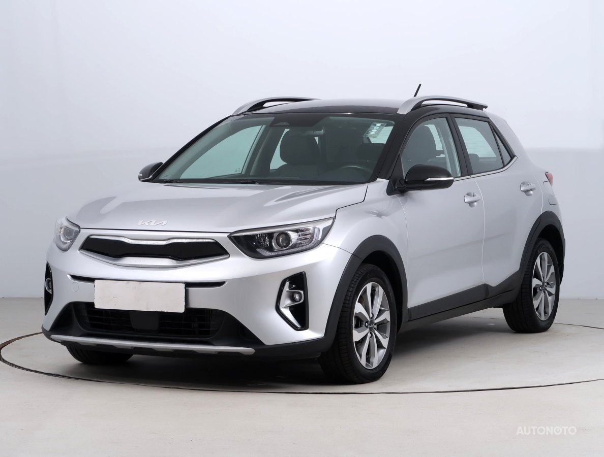 Kia Stonic, 2023 - pohled č. 3