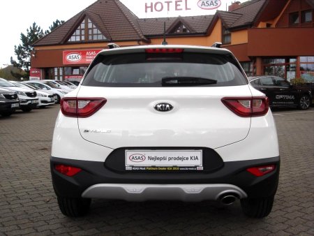 Kia Stonic, 2019 - pohled č. 8