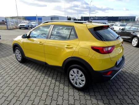 Kia Stonic, 2020 - pohled č. 3