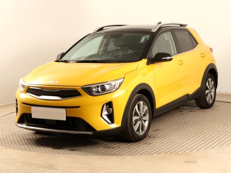 Kia Stonic, 2022 - pohled č. 3