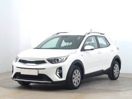 Kia Stonic, 2022 - pohled č. 3
