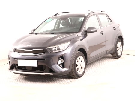 Kia Stonic, 2019 - pohled č. 3