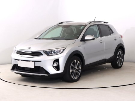 Kia Stonic, 2018 - pohled č. 3