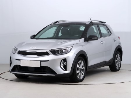 Kia Stonic, 2023 - pohled č. 3