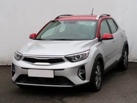 Kia Stonic, 2023 - pohled č. 3