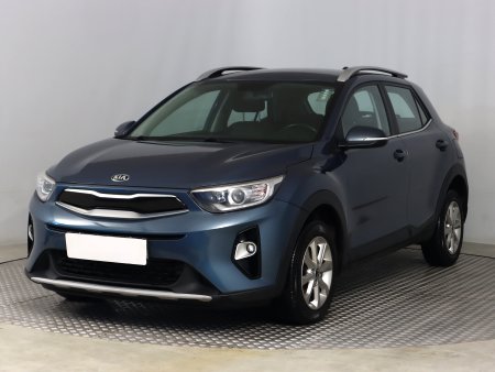 Kia Stonic, 2019 - pohled č. 3