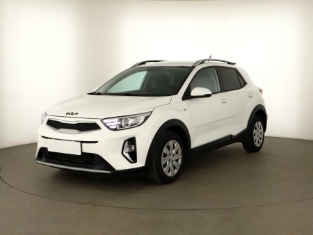 Kia Stonic, 2023 - pohled č. 3