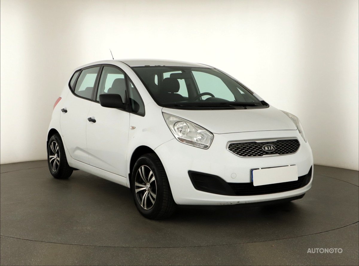 Kia Venga, 2011 - celkový pohled