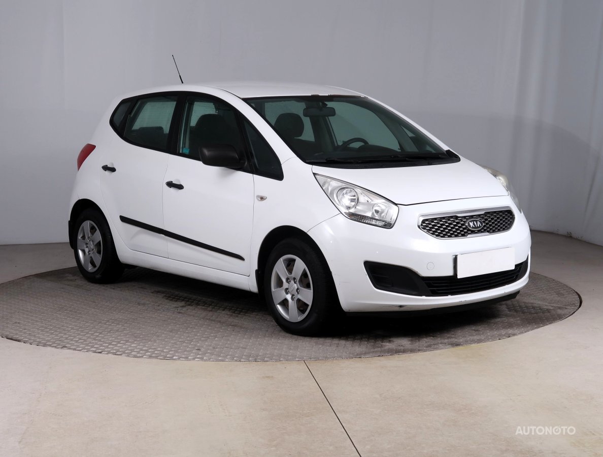 Kia Venga, 2011 - celkový pohled