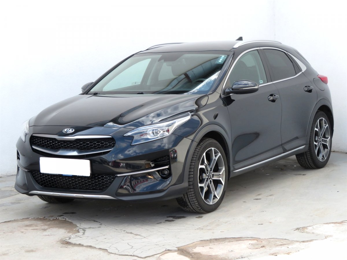 Kia XCeed, 2019 - pohled č. 3