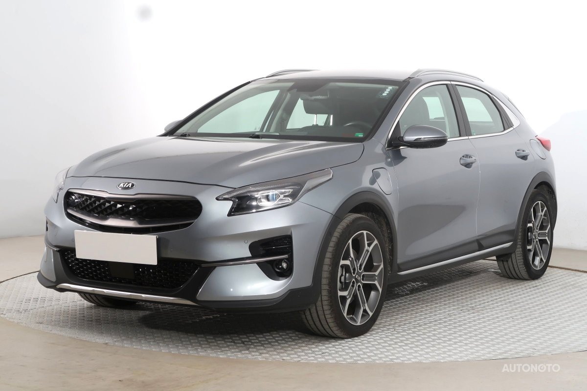 Kia XCeed, 2020 - pohled č. 3