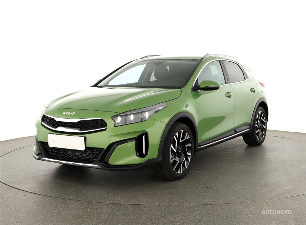 Kia XCeed, 2024 - pohled č. 3