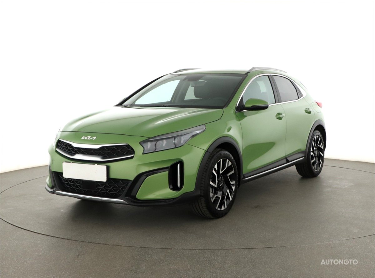 Kia XCeed, 2024 - pohled č. 3