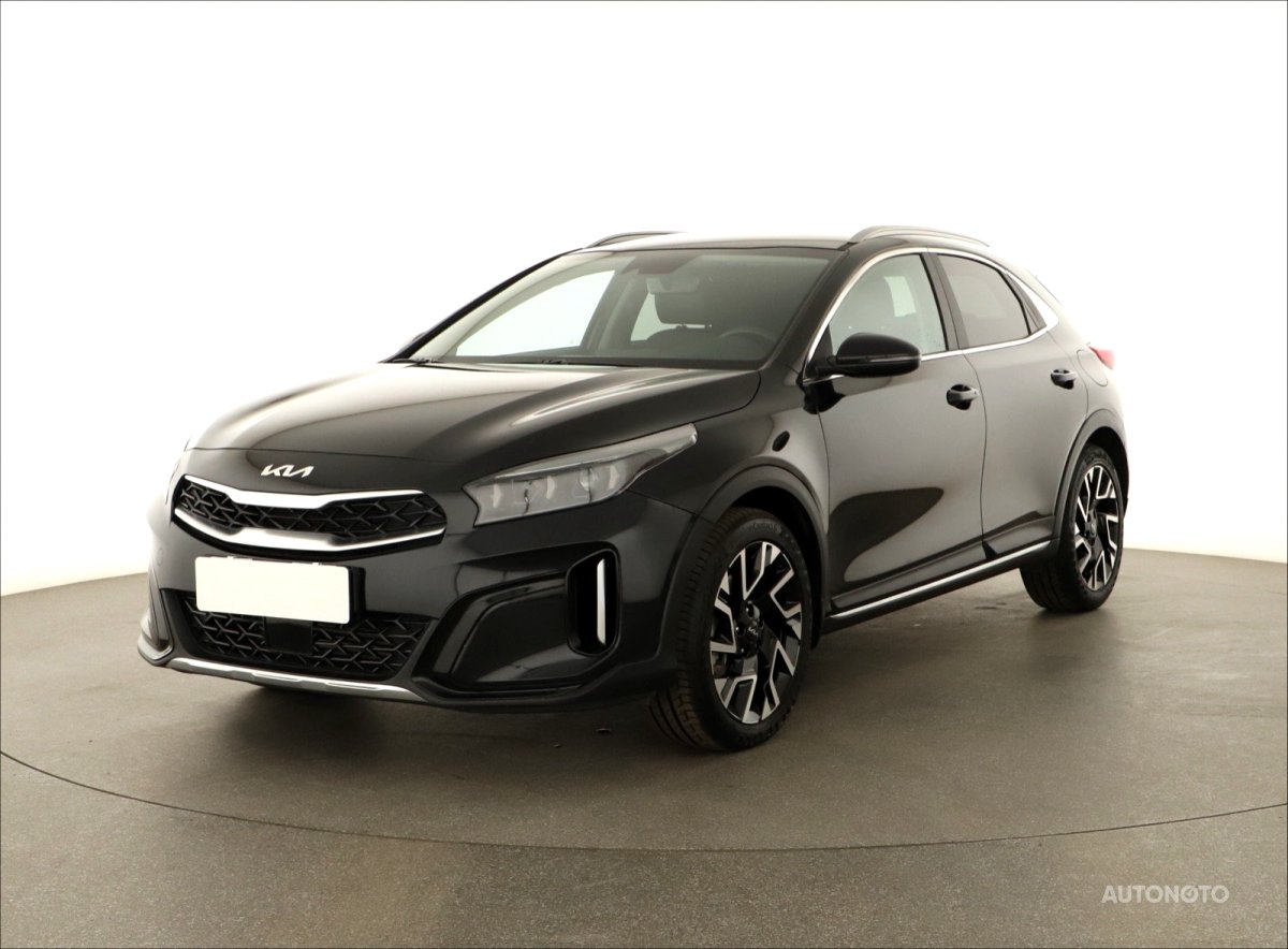 Kia XCeed, 2024 - pohled č. 3