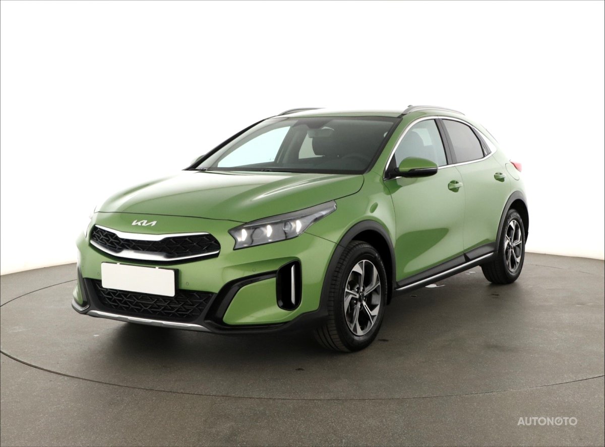 Kia XCeed, 2024 - pohled č. 3