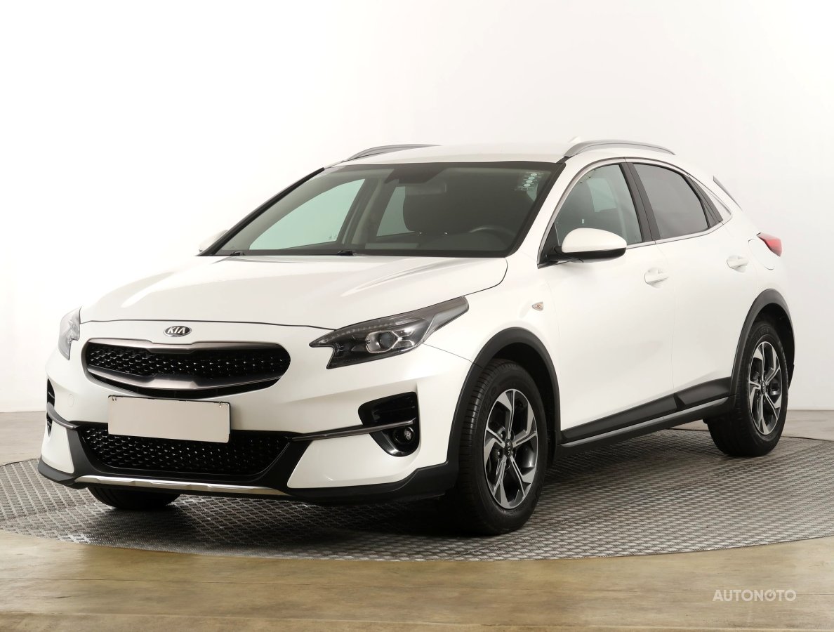 Kia XCeed, 2021 - pohled č. 3