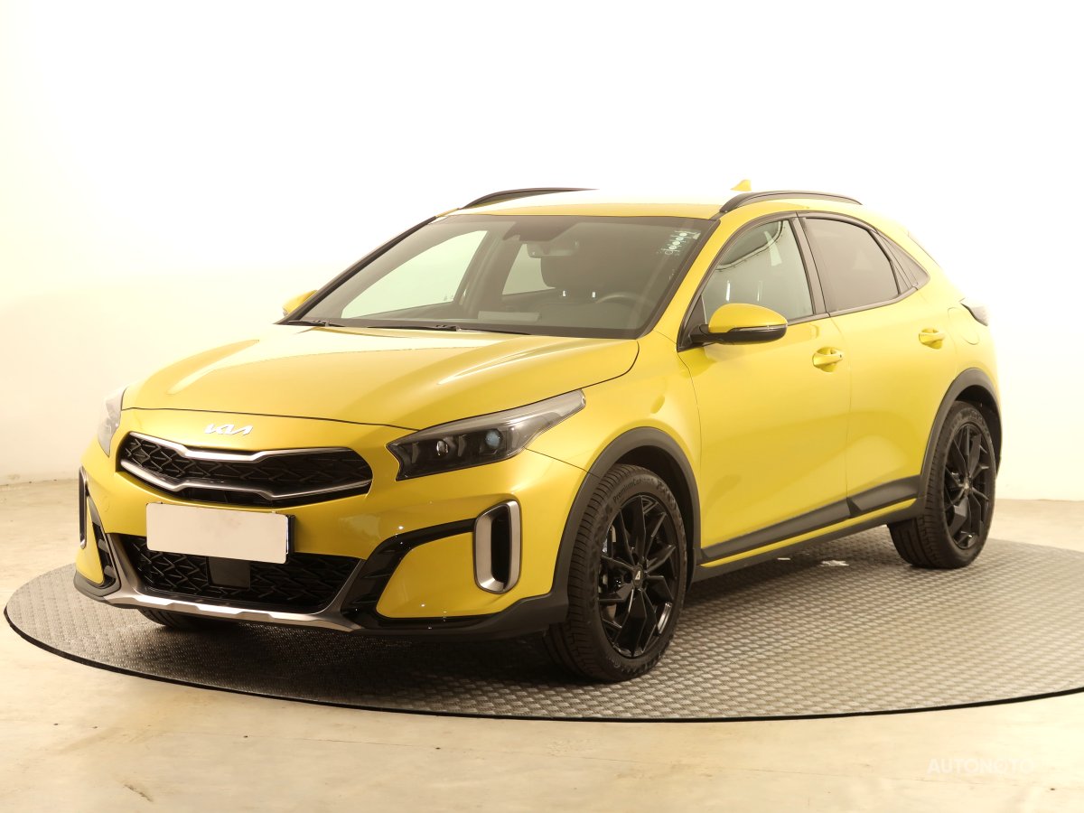 Kia XCeed, 2023 - pohled č. 3