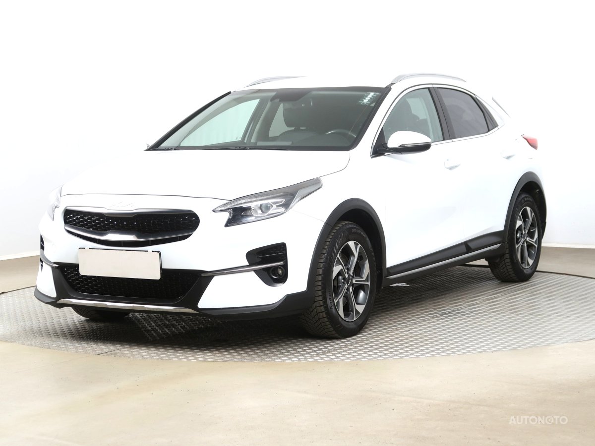 Kia XCeed, 2022 - pohled č. 3