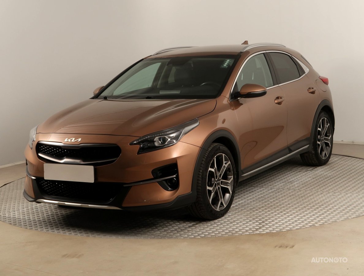 Kia XCeed, 2022 - pohled č. 3