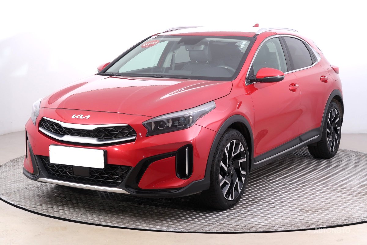 Kia XCeed, 2023 - pohled č. 3