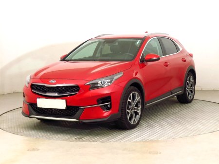 Kia XCeed, 2020 - pohled č. 3